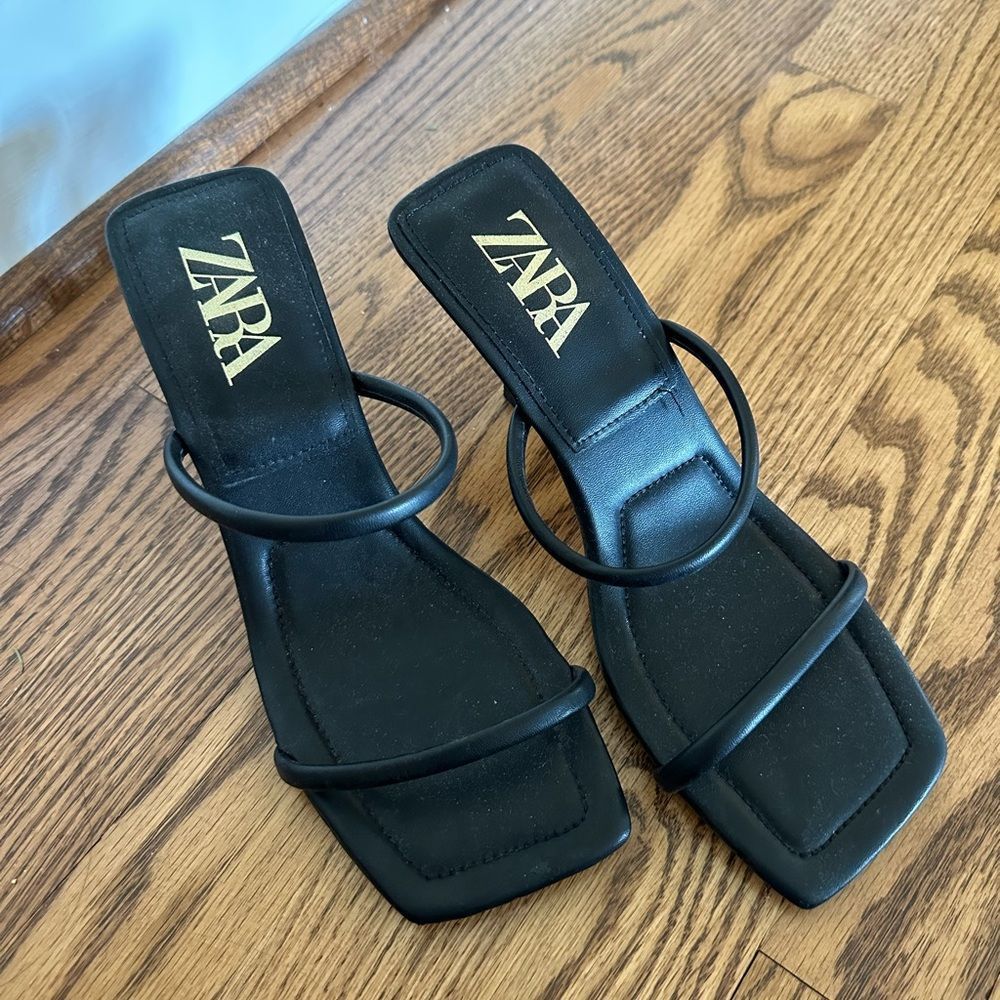 Zara Black Kitten Heel Gem